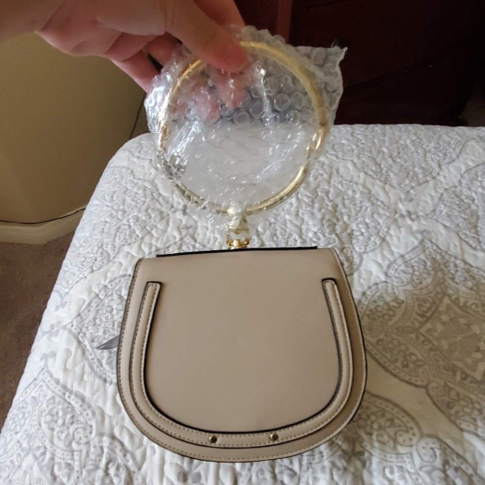 Bracelet bag